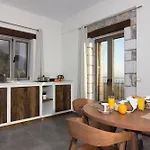 Lithorama Mani - First Floor Ferienhaus