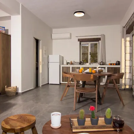 Lithorama Mani - First Floor Koumani