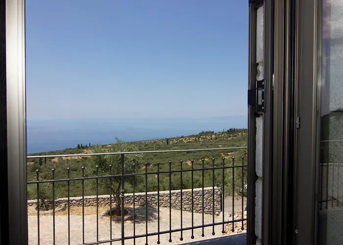 Lithorama Mani - First Floor Дом отдыха