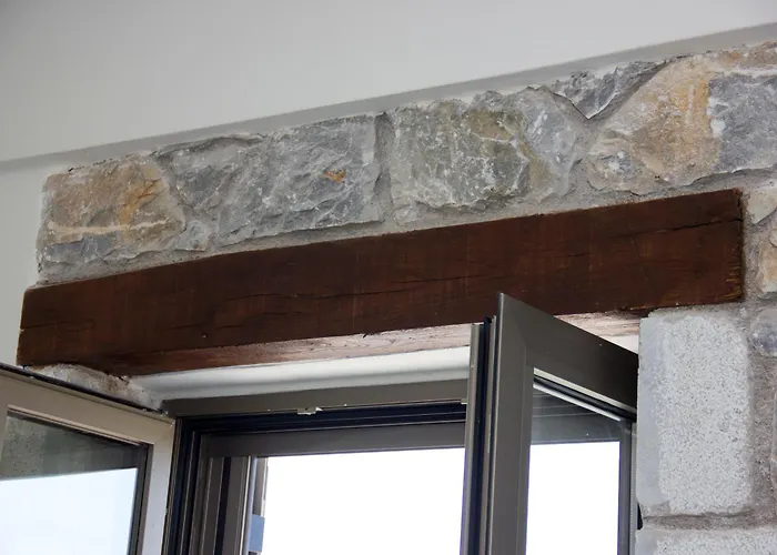 Lithorama Mani - First Floor * Koumani