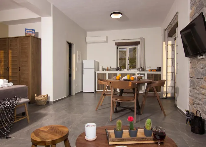 Lithorama Mani - First Floor Koumani